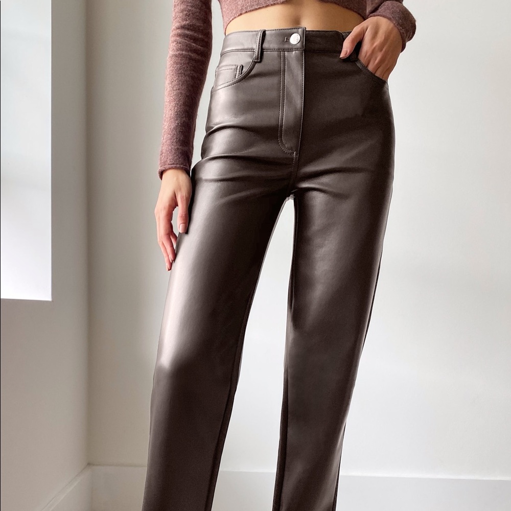 Aritzia Brown Straight Leg Pants